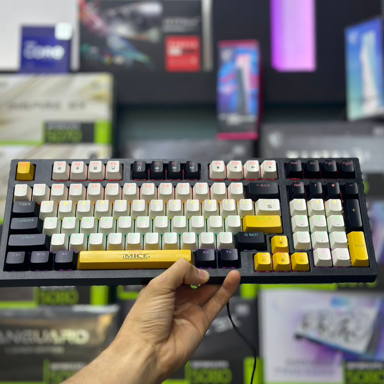 CLAVIER MECANIQUE GAMING IMICE GK-500 WHITE-BLACK-YELLOW RED_SWITCH RGB